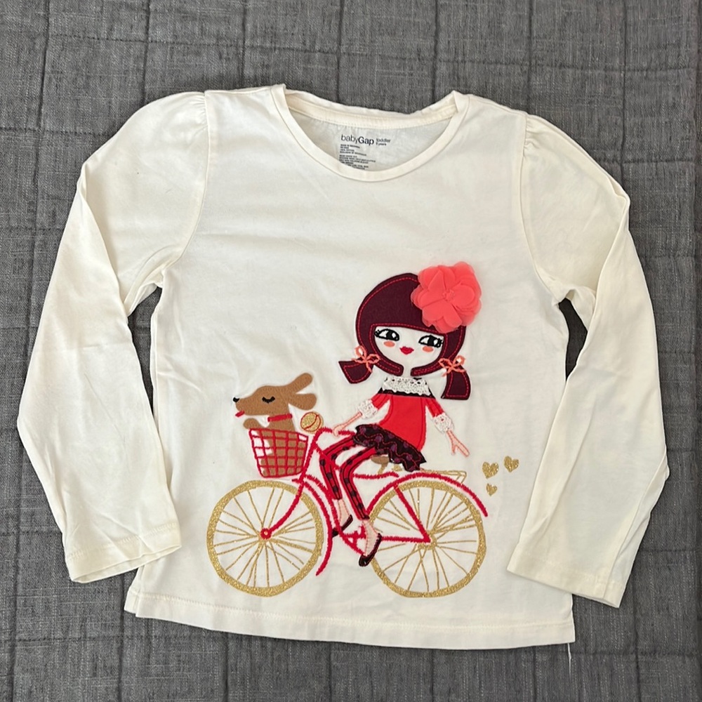 $8 bundle Gap long sleeve shirt - size 5